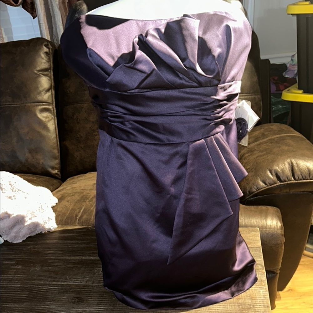 NEW Elegant Purple Strapless Dress
